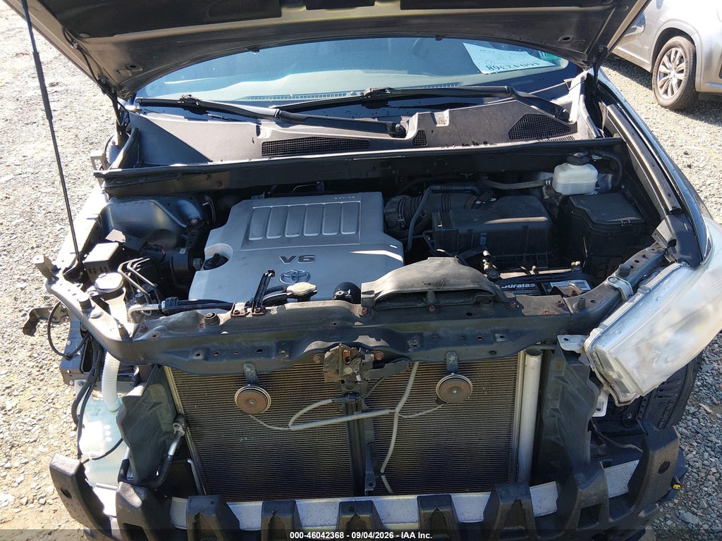 2013 Toyota Highlander Limited V6 photo 10