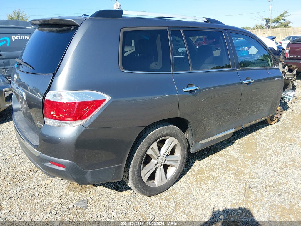 2013 Toyota Highlander Limited V6 photo 4