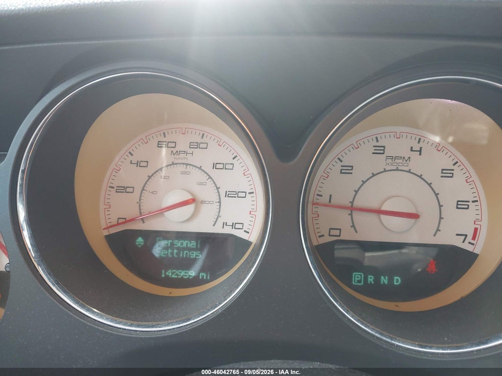 2013 Dodge Challenger SXT photo 7