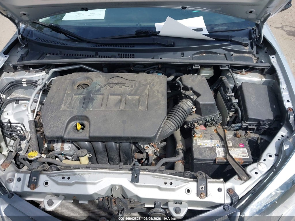 2015 Toyota Corolla LE photo 10