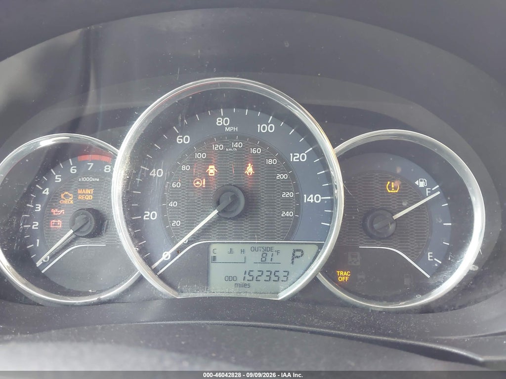 2015 Toyota Corolla LE photo 7