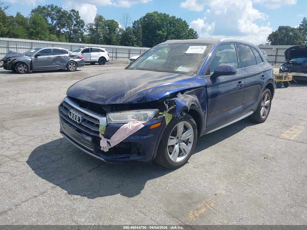2018 Audi Q5 2.0T Premium/2.0T Tech Premium photo 2