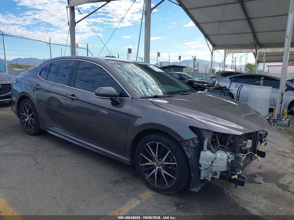 TOYOTA CAMRY 2022