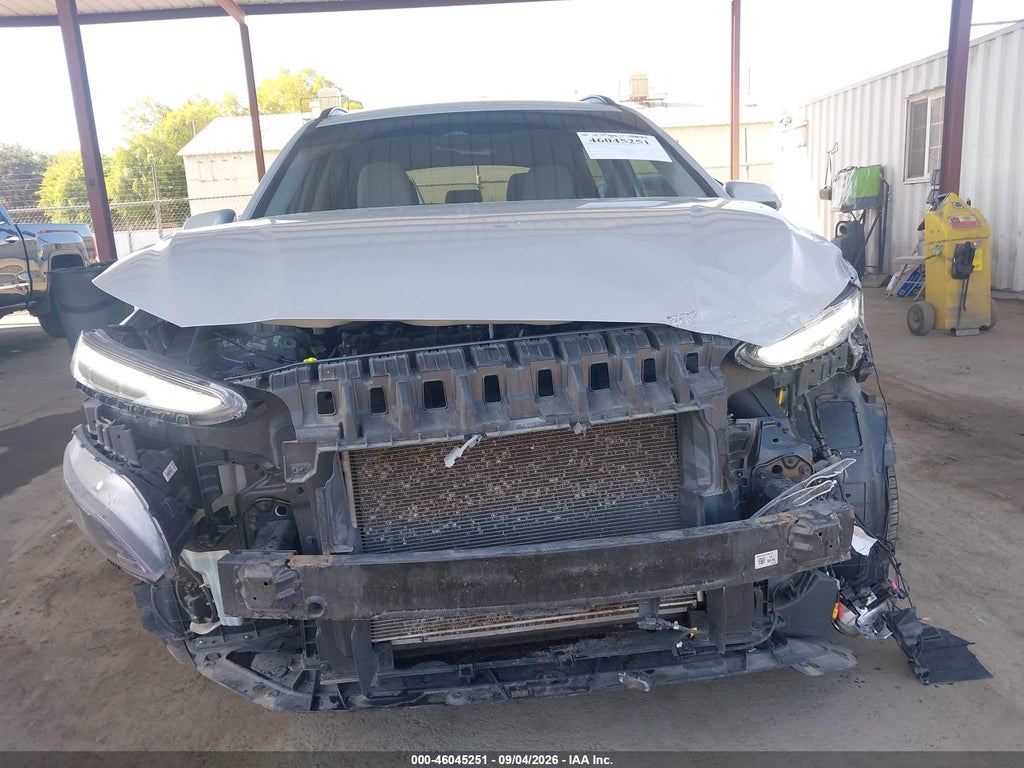 2023 Hyundai Kona SEL photo 6