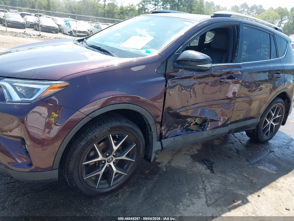 2016 Toyota RAV4 SE photo 6