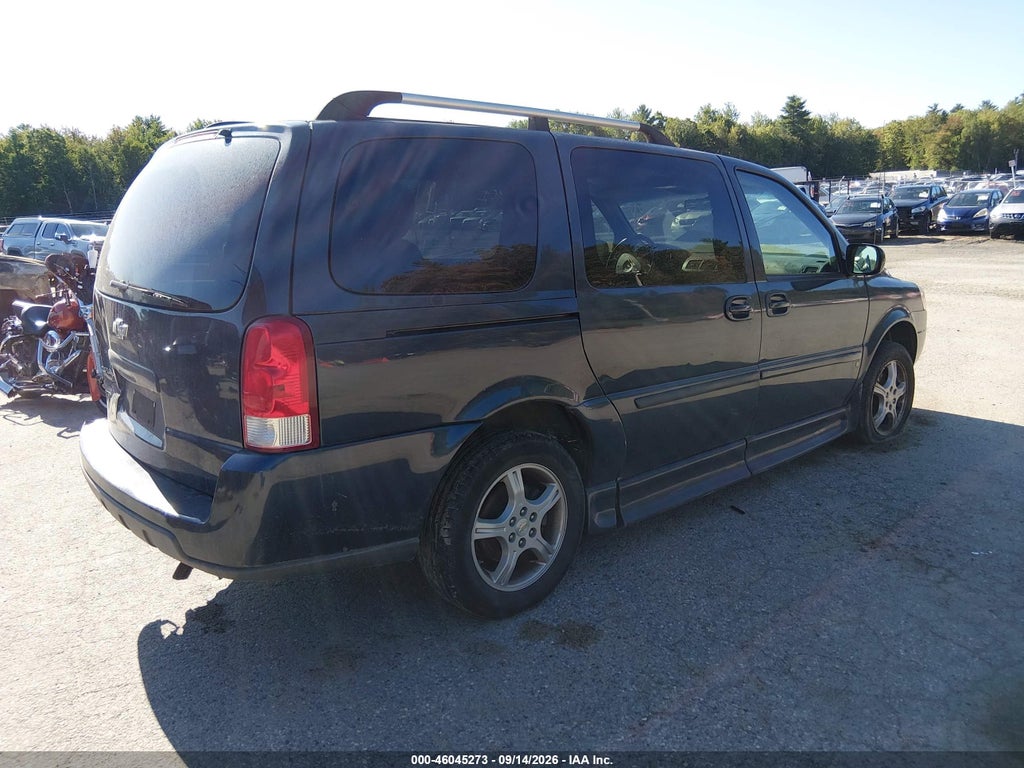 2008 Chevrolet Uplander LS photo 4