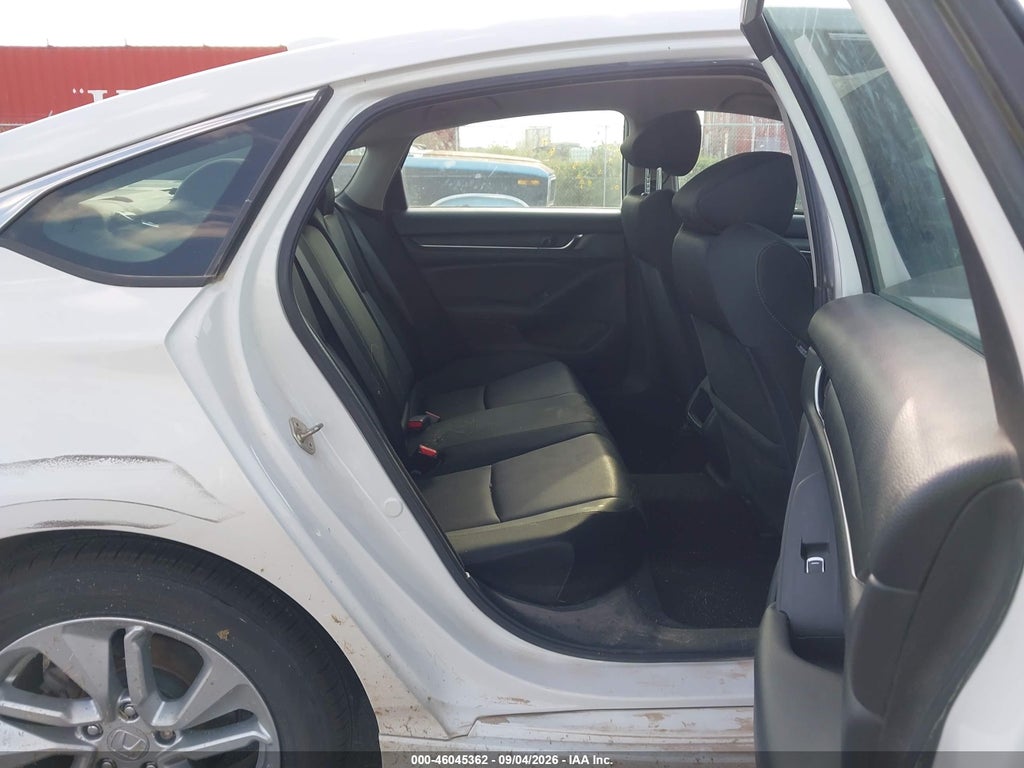 2019 Honda Accord LX photo 8