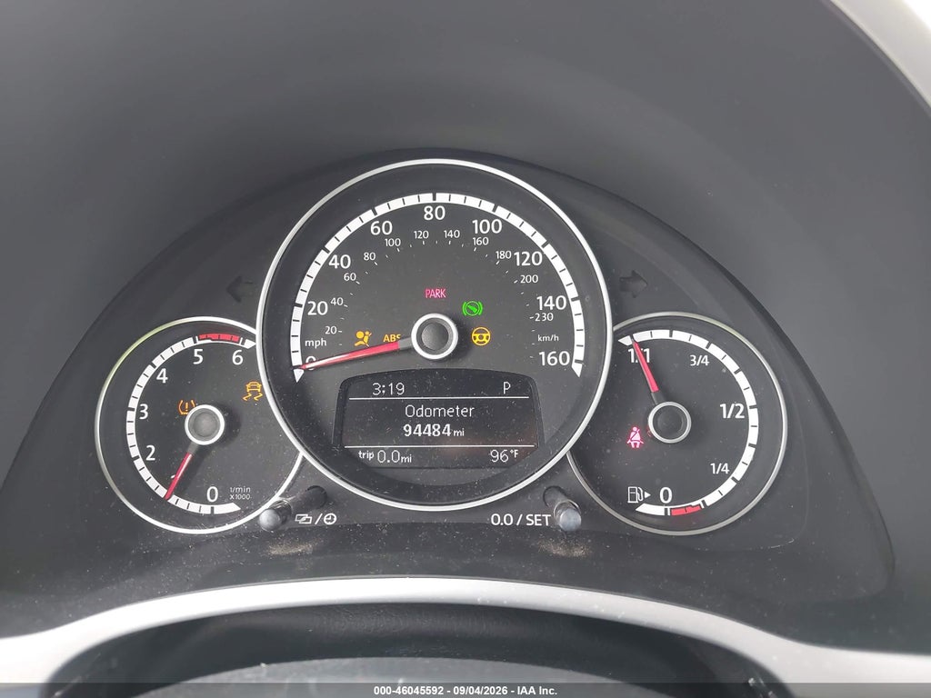 2014 Volkswagen Beetle 2.0L TDI photo 7