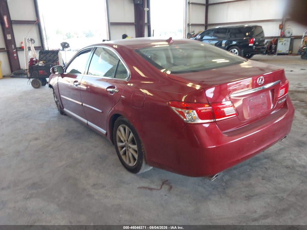 2012 Lexus ES 350 photo 3