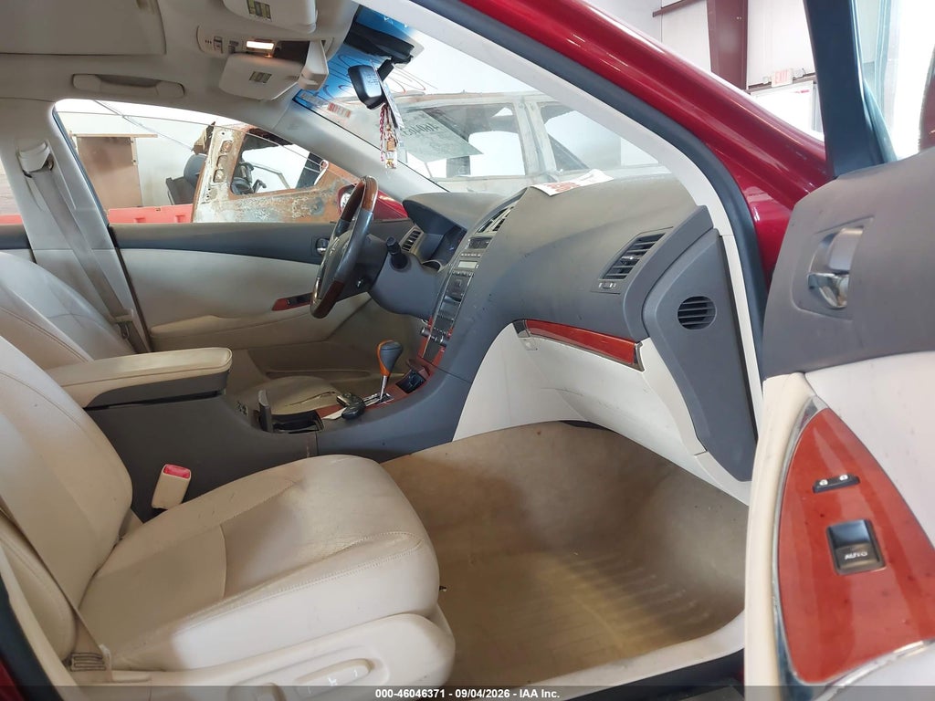 2012 Lexus ES 350 photo 5