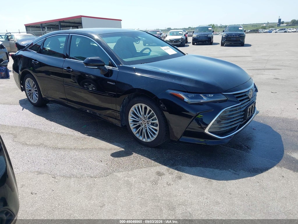 TOYOTA AVALON HYBRID 2020