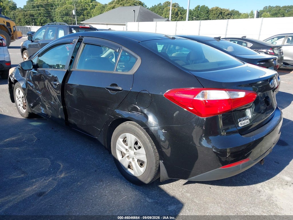 2015 Kia Forte LX photo 3