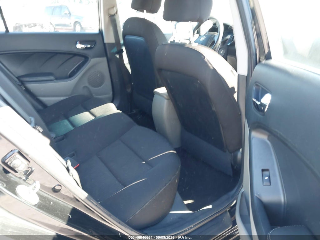 2015 Kia Forte LX photo 8