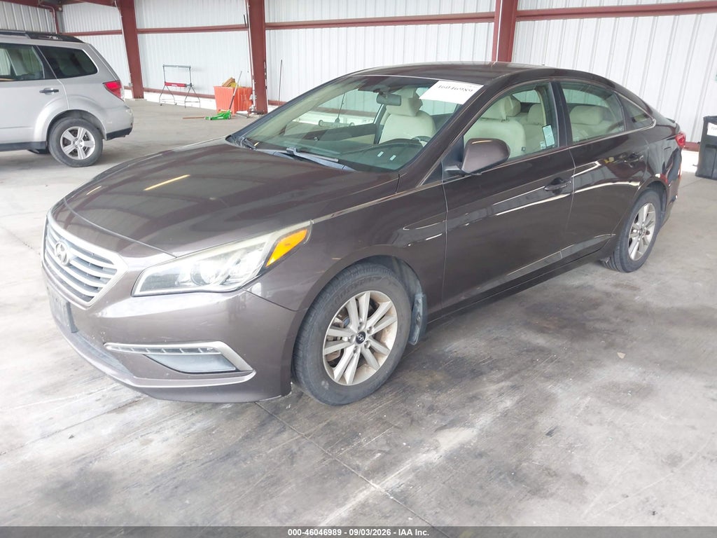 2015 Hyundai Sonata SE photo 2
