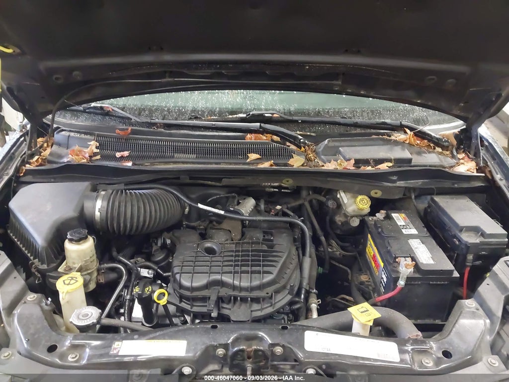 2011 Dodge Grand Caravan Crew photo 10