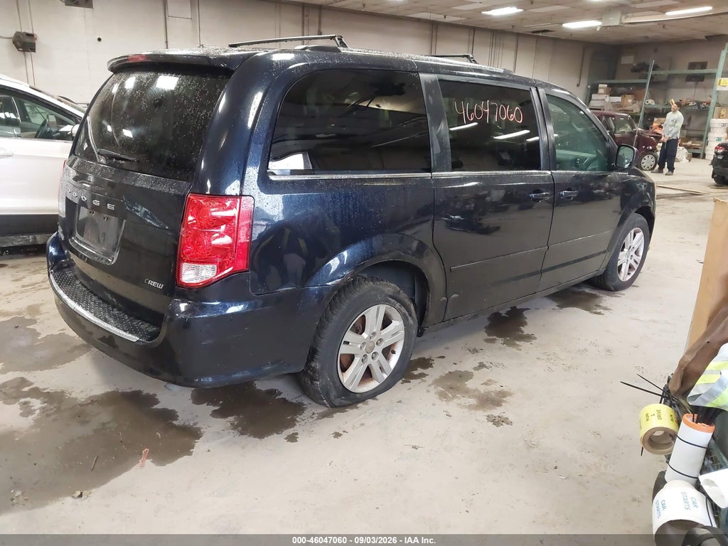 2011 Dodge Grand Caravan Crew photo 4