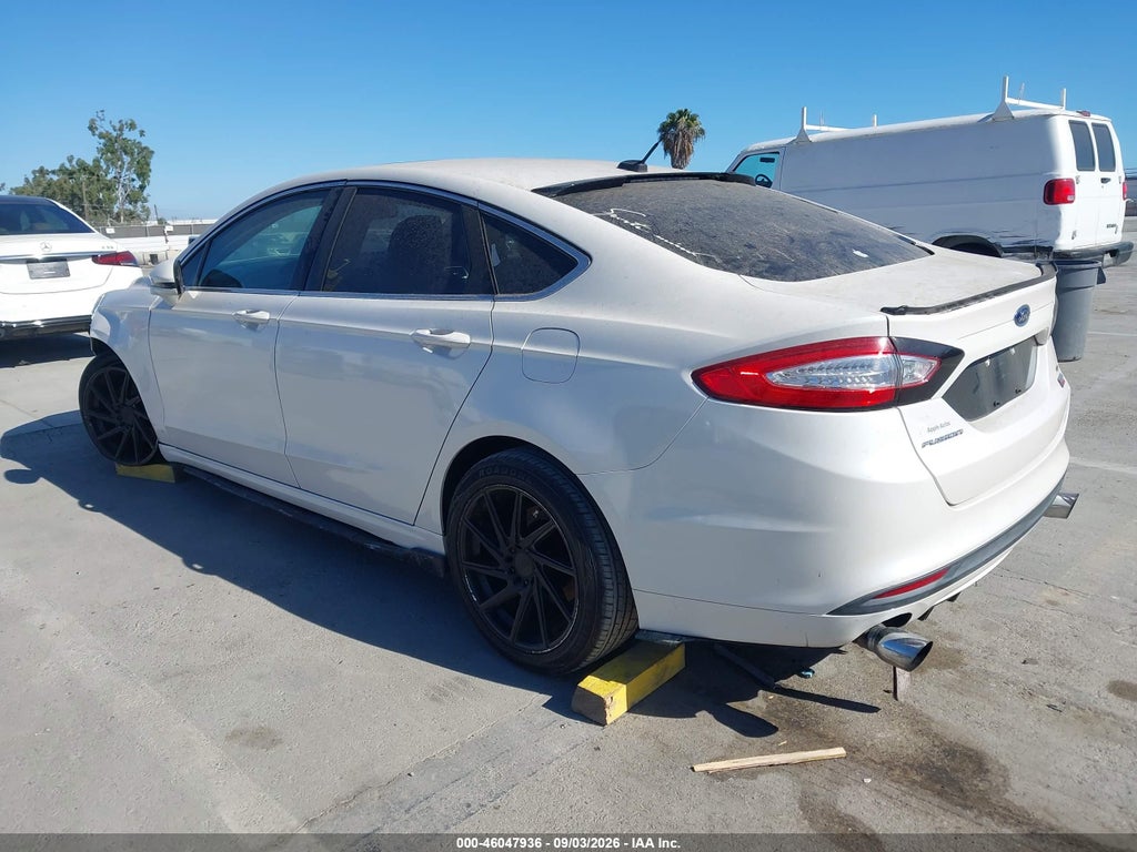 2014 Ford Fusion SE photo 3