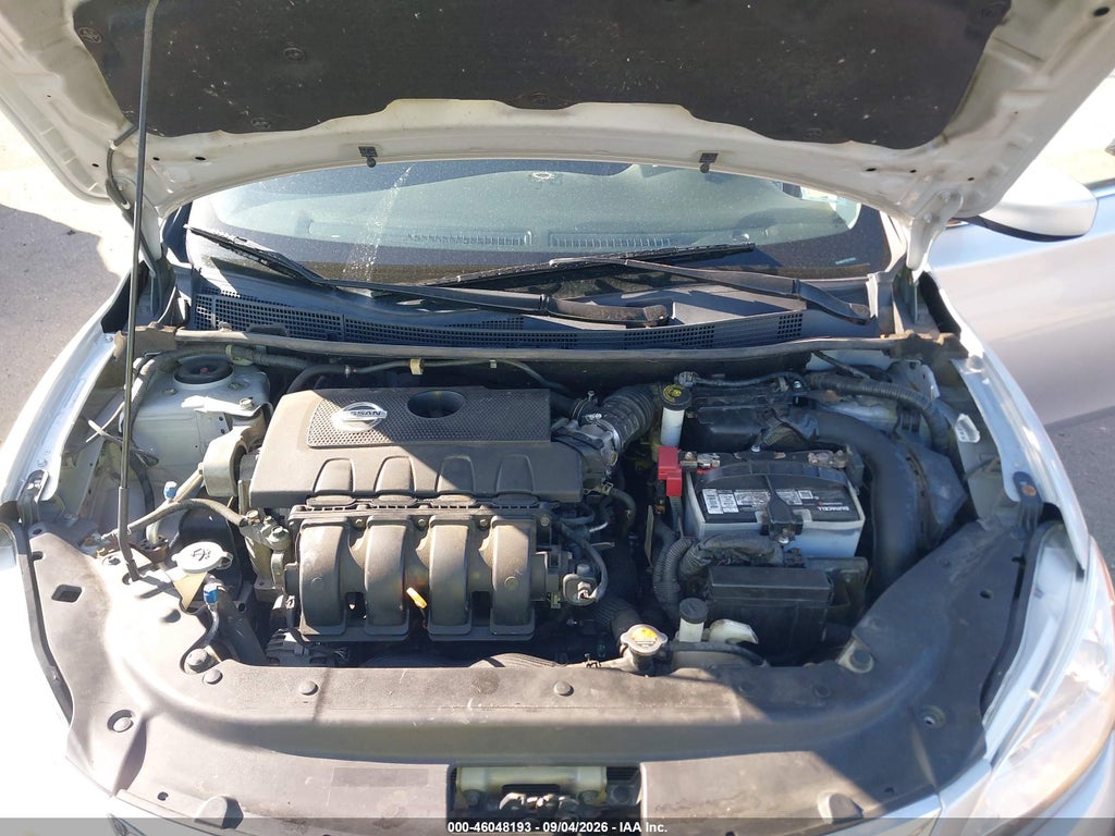 2013 Nissan Sentra SR photo 10