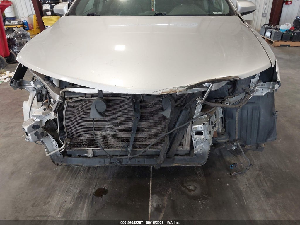 2013 Toyota Camry SE photo 6