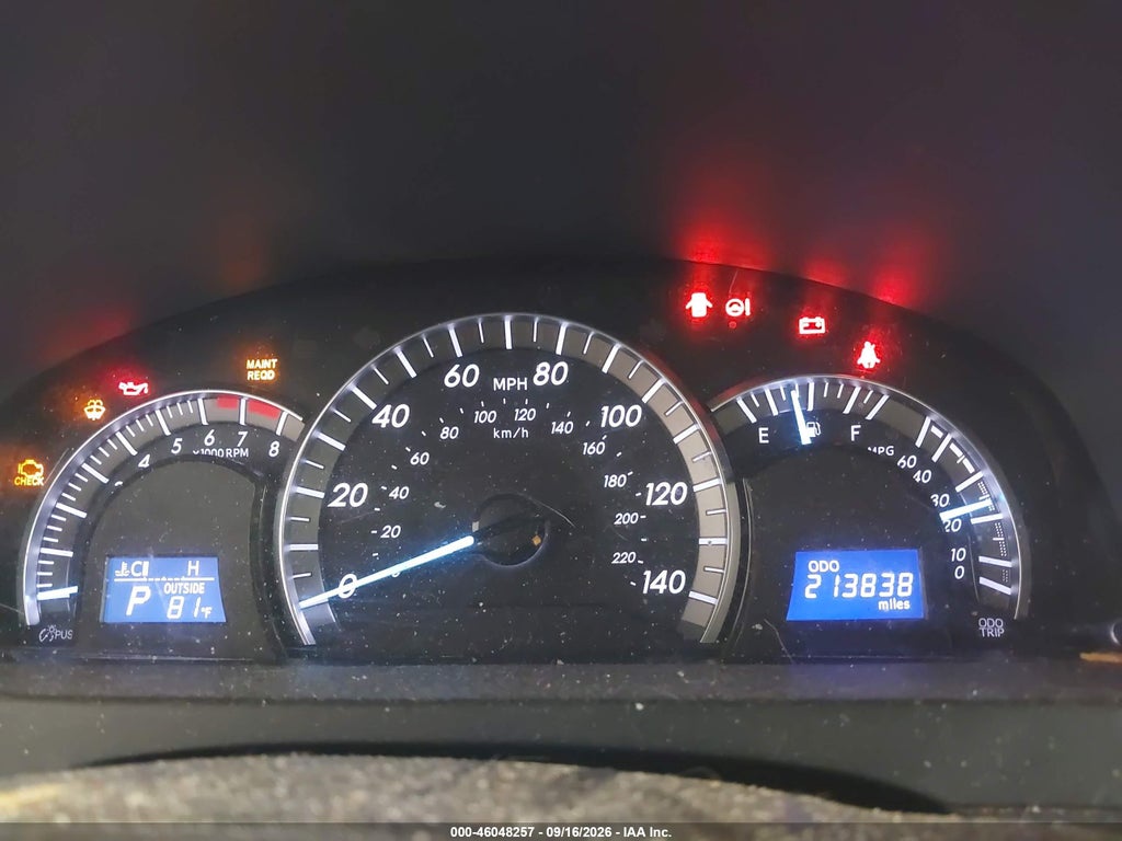 2013 Toyota Camry SE photo 7
