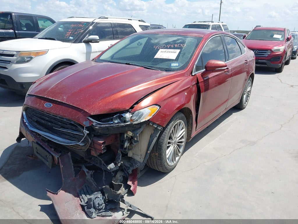 2014 Ford Fusion SE photo 2