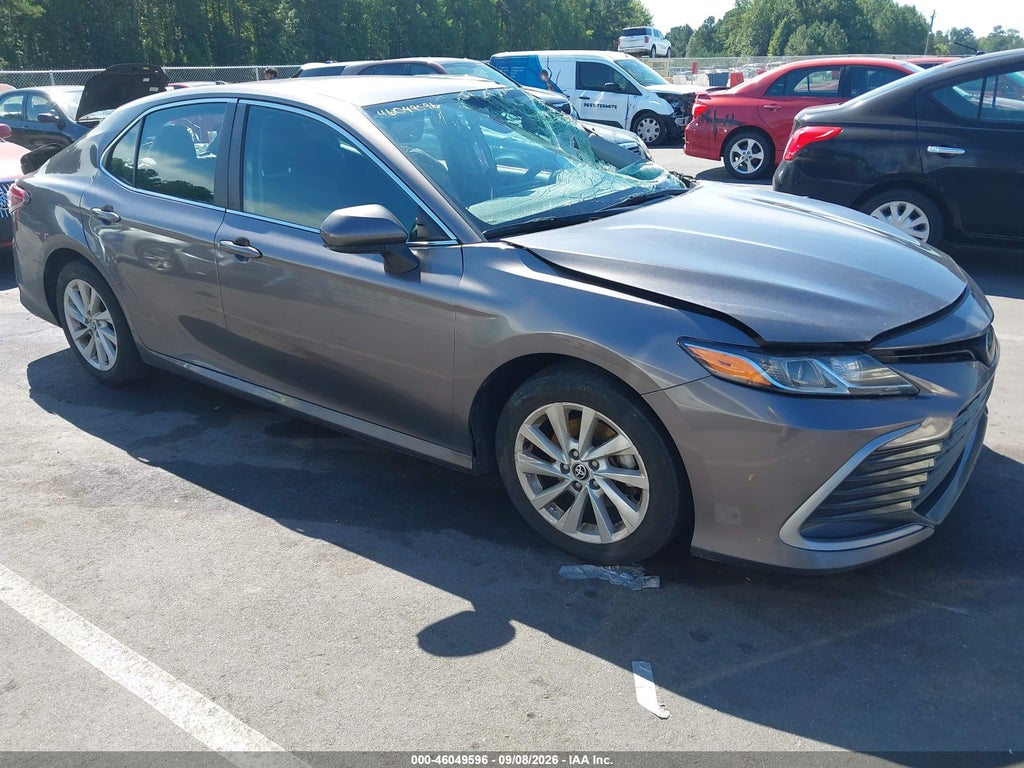 TOYOTA CAMRY 2022