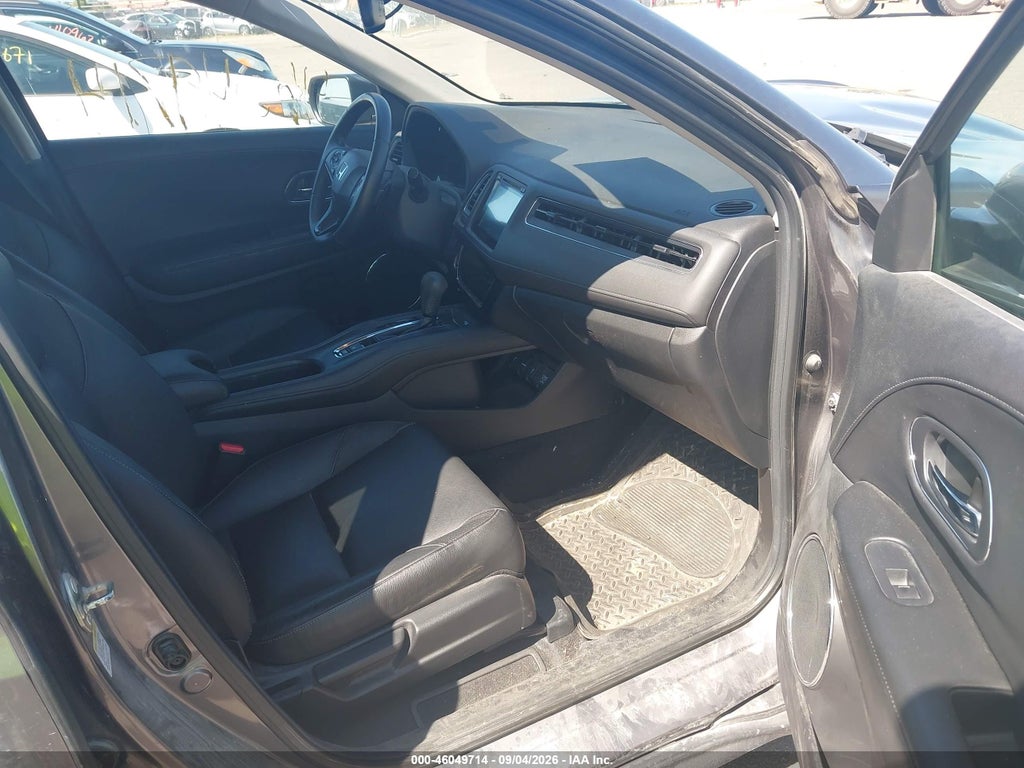 2016 Honda HR-V EX-L photo 5