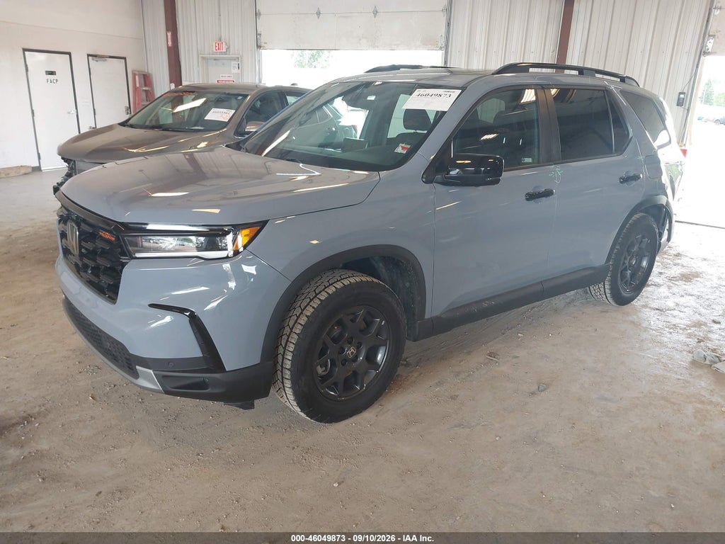 2025 Honda Pilot Trailsport photo 2