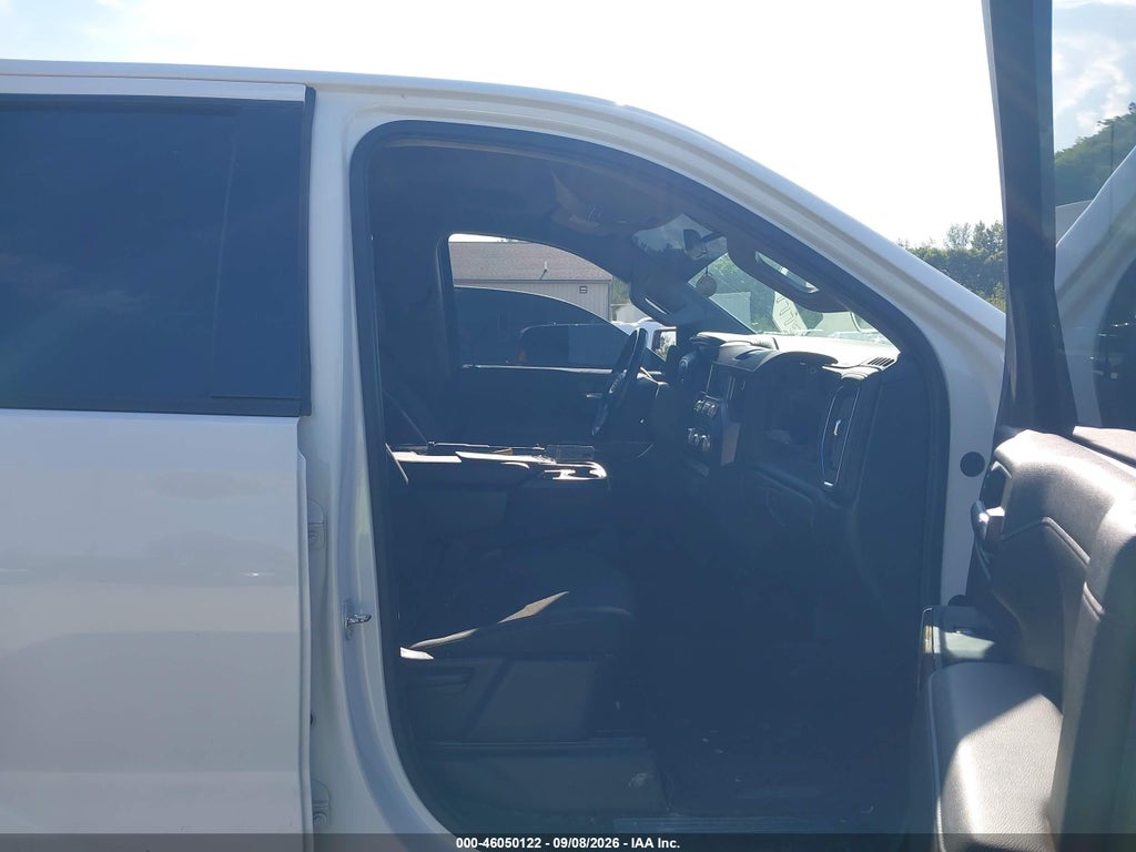 2020 GMC Sierra 1500 4WD Short Box Elevation photo 5