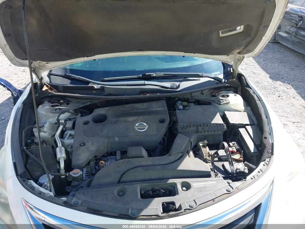 2014 Nissan Altima 2.5 S photo 10