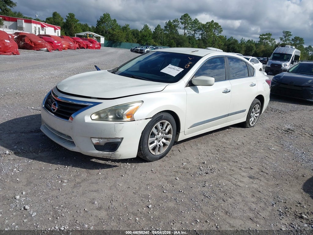 2014 Nissan Altima 2.5 S photo 2