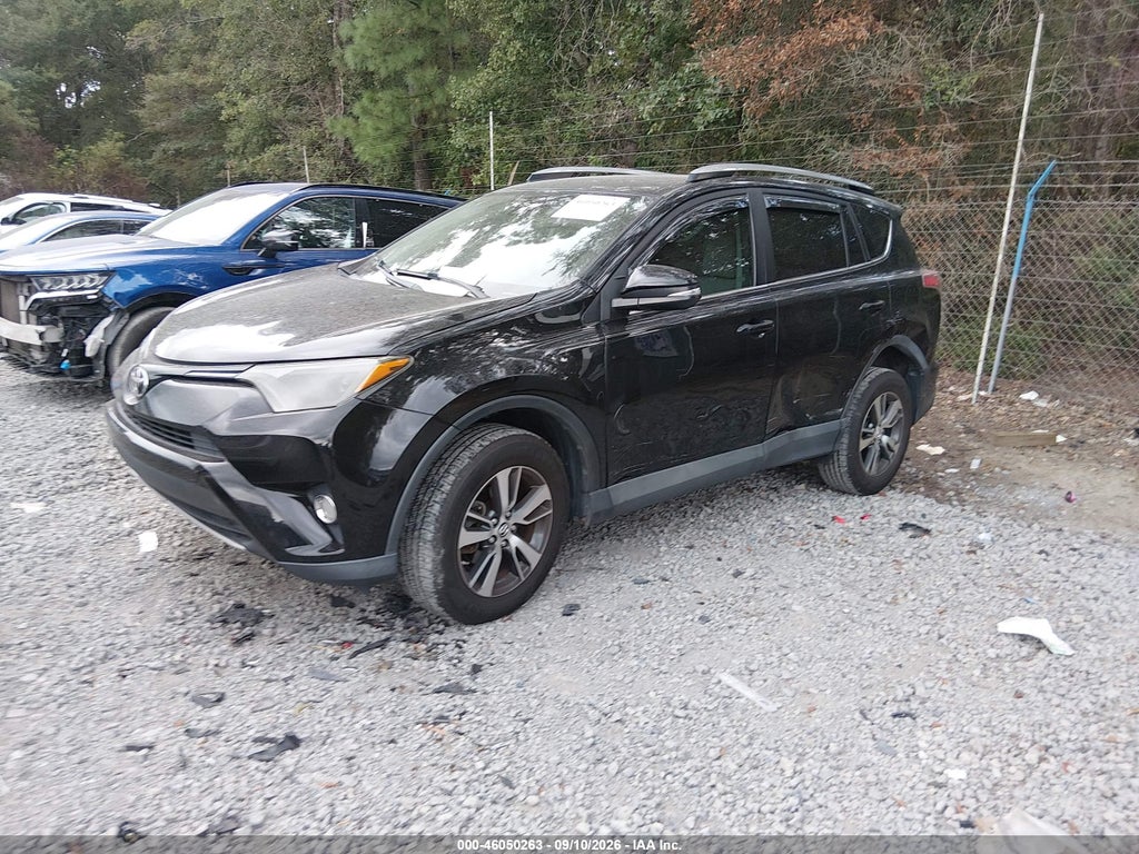 2018 Toyota RAV4 XLE photo 2