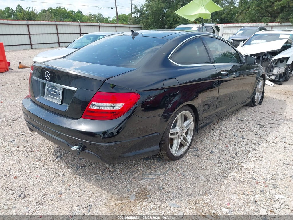 2014 Mercedes-Benz C 250 photo 4