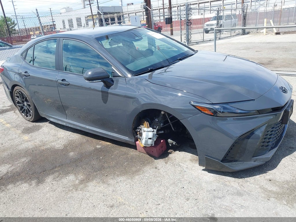 TOYOTA CAMRY 2026