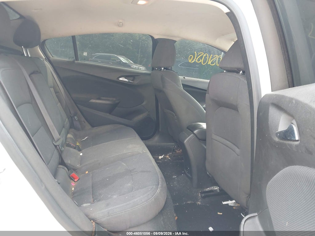 2017 Chevrolet Cruze LT Auto photo 8