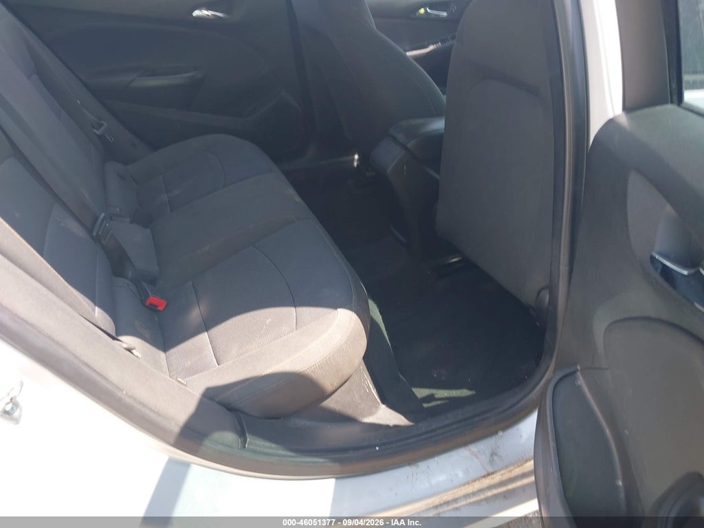 2018 Chevrolet Cruze LS Auto photo 8