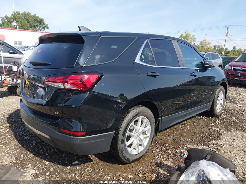 2022 Chevrolet Equinox FWD LT photo 4
