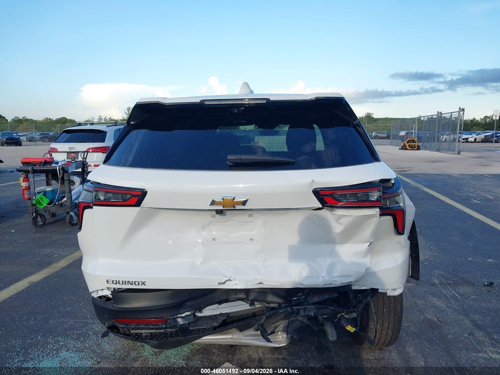 2026 Chevrolet Equinox FWD LT photo 6