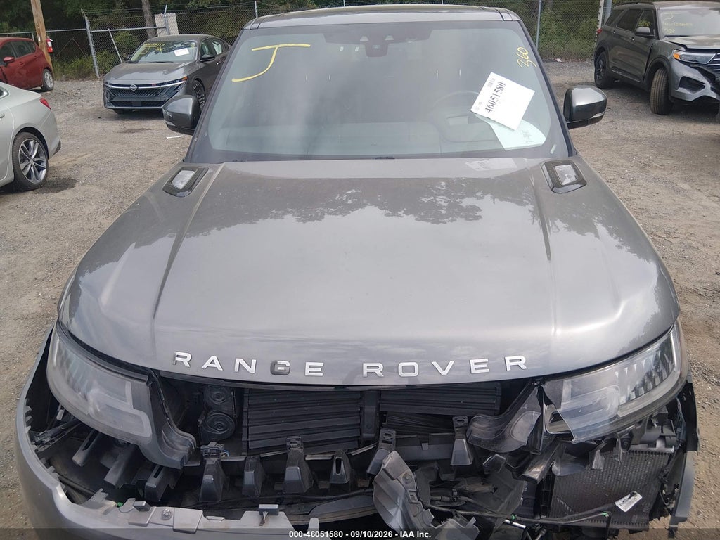 2018 Land Rover Range Rover Sport HSE photo 10