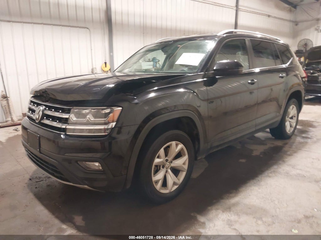 2018 Volkswagen Atlas 3.6L V6 SE photo 2