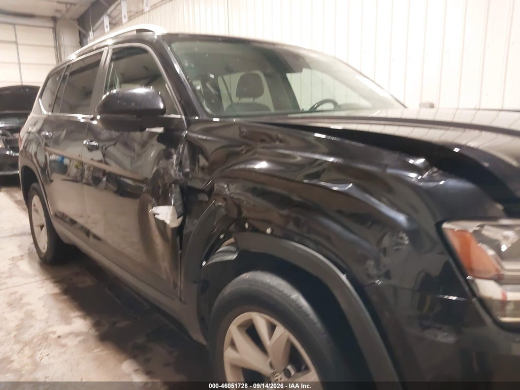 2018 Volkswagen Atlas 3.6L V6 SE photo 6