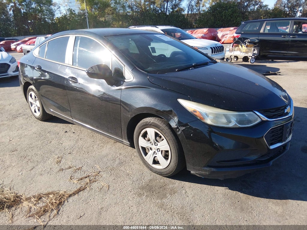 2018 Chevrolet Cruze LS Auto photo 1