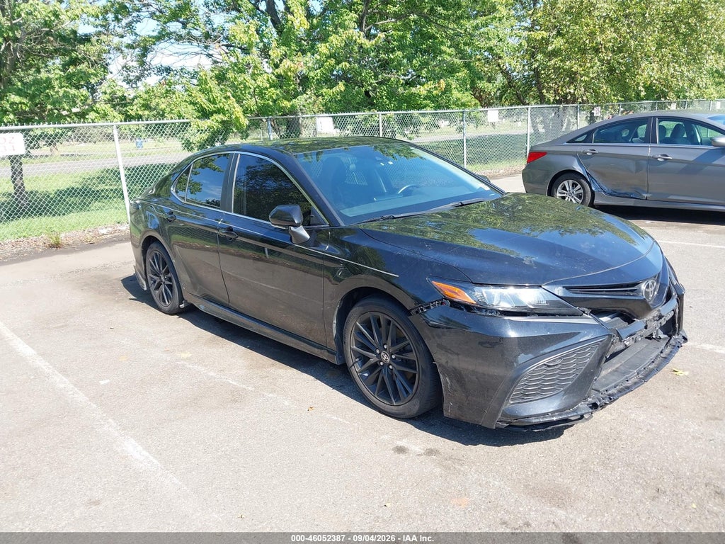 TOYOTA CAMRY 2022