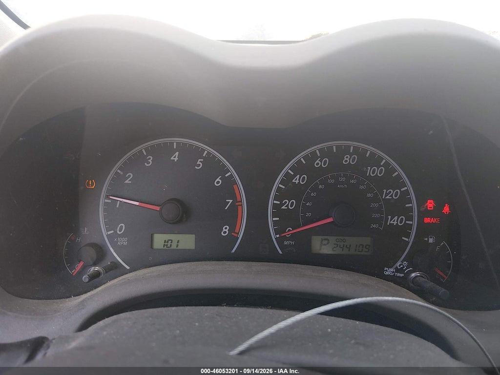 2009 Toyota Corolla LE photo 7