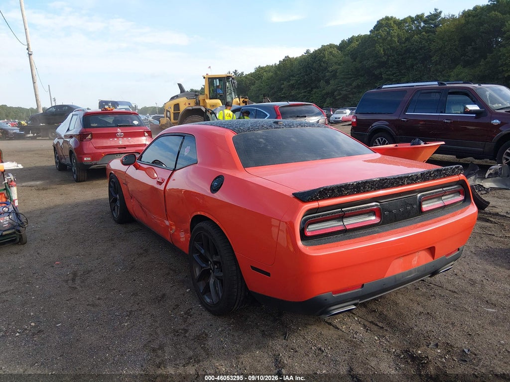 2020 Dodge Challenger R/T photo 3