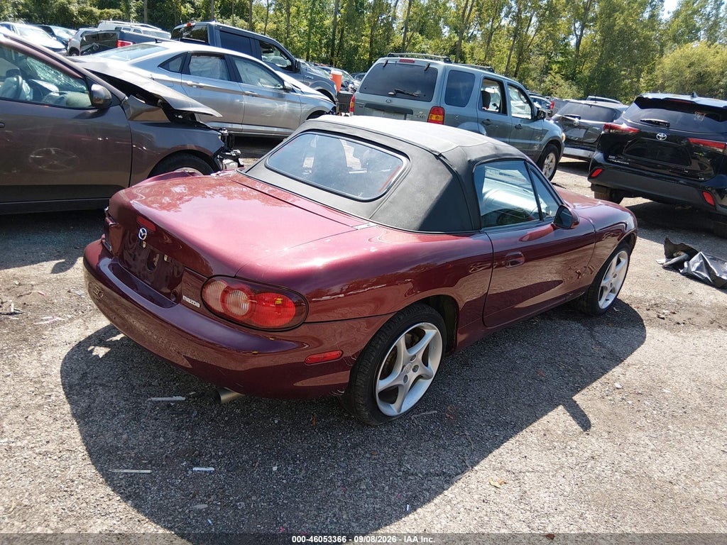 2003 Mazda MX-5 Miata Cloth/LS/SE/Shinsen photo 4
