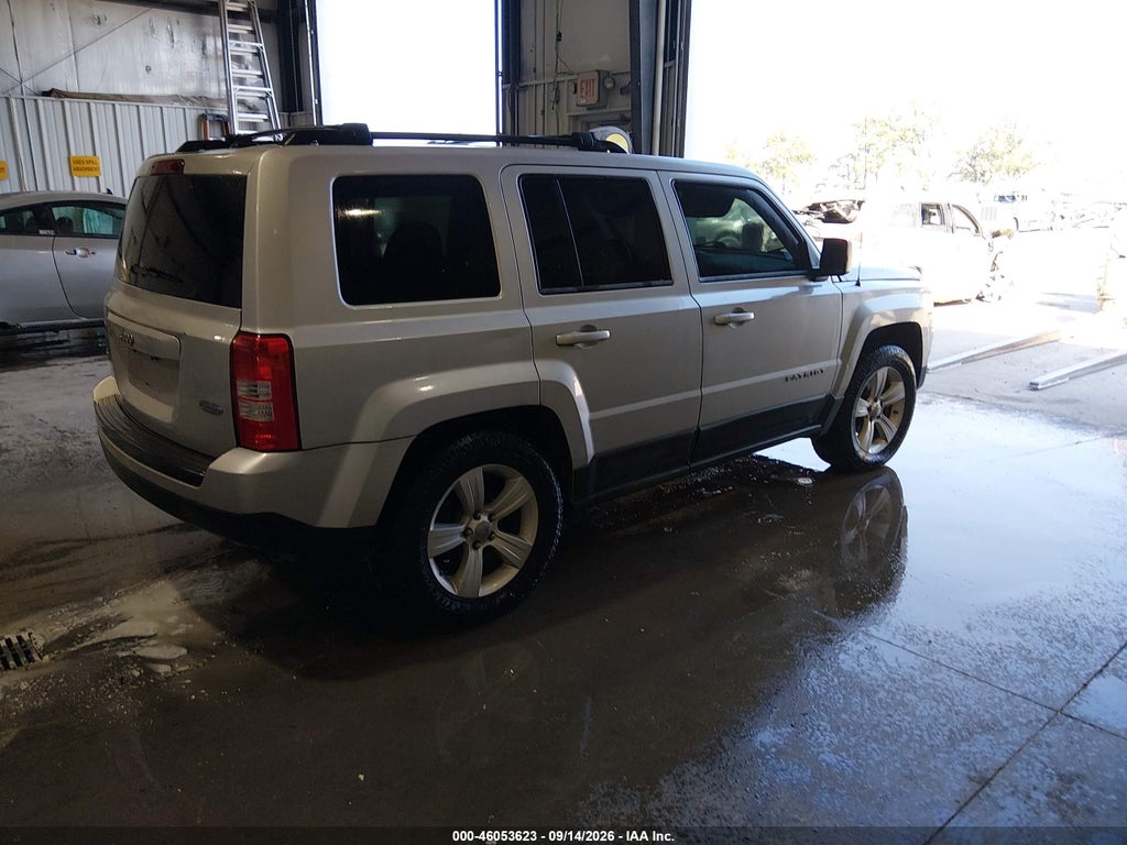 2011 Jeep Patriot Sport photo 4
