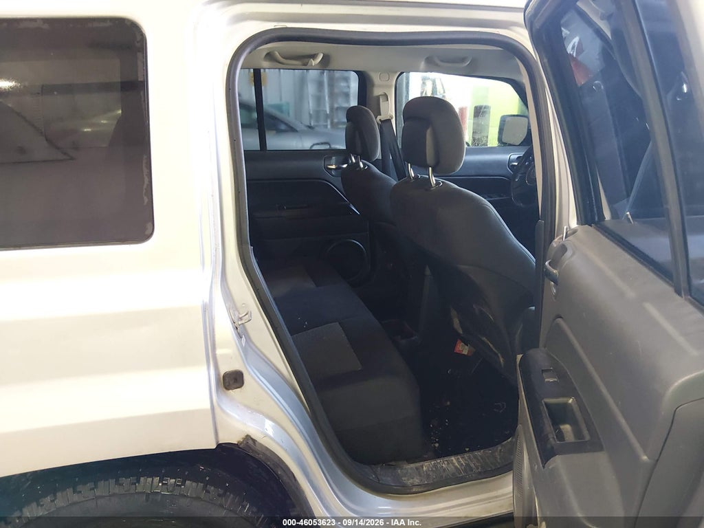2011 Jeep Patriot Sport photo 8