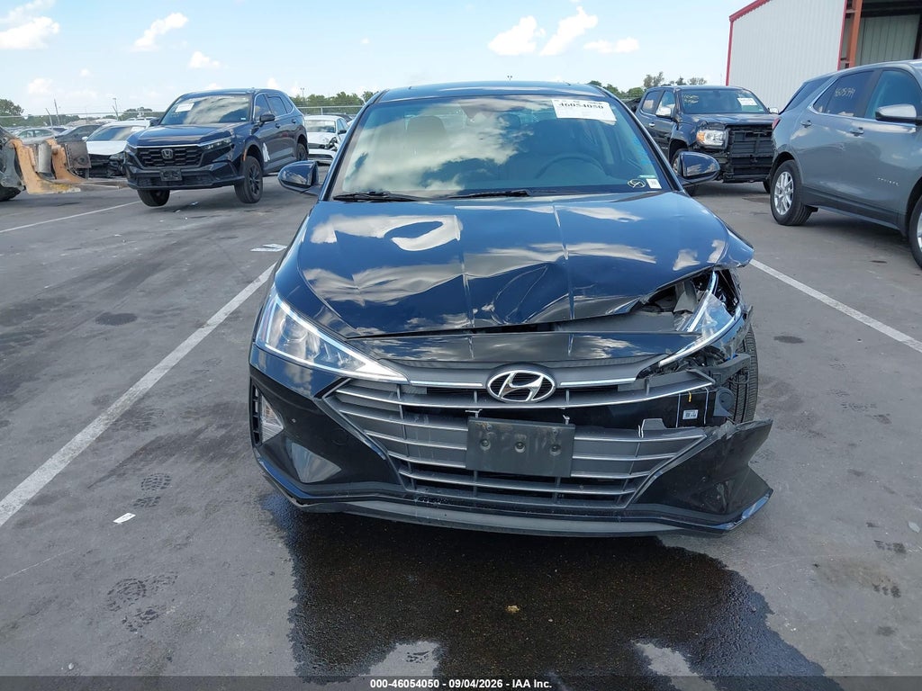 2020 Hyundai Elantra Value Edition photo 6