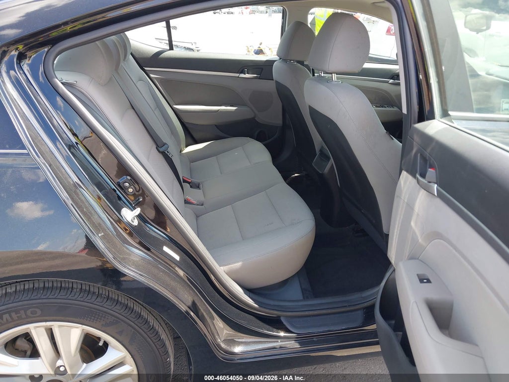 2020 Hyundai Elantra Value Edition photo 8